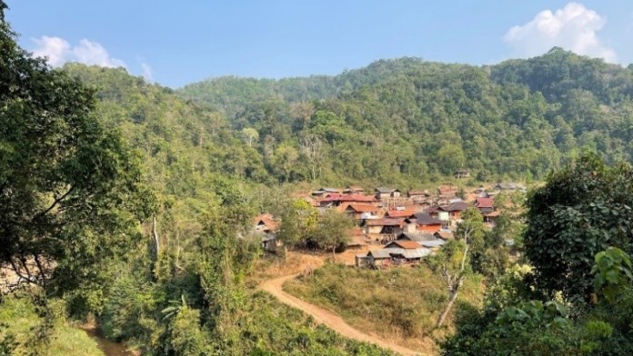Ein laotisches Dorf