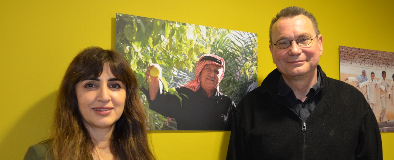 Dr. Hanan Fawaz and Prof. Dr. Stefan Gramel standing next to each other