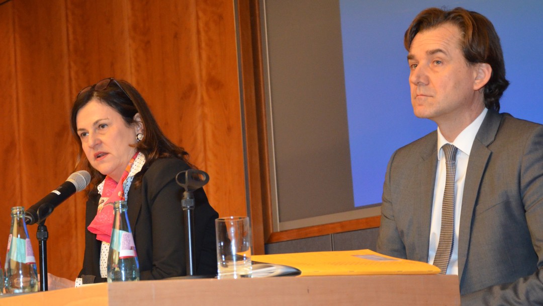 Katarina Mathernova and KfW Senior Vice President Roland Siller at the KfW Development Forum in Frankfurt