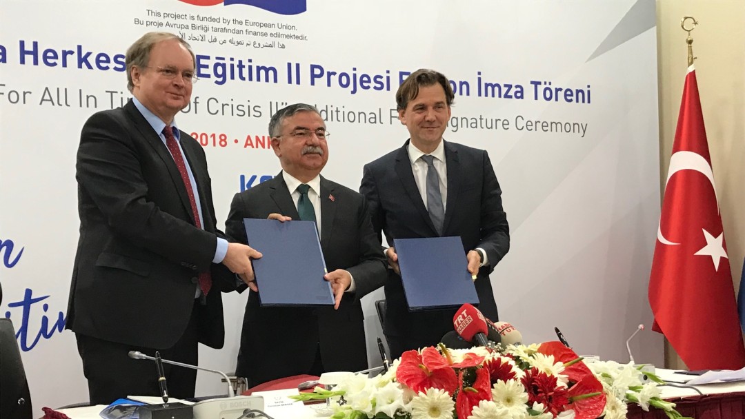 Contract signing