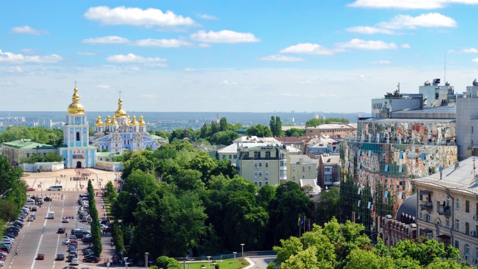 Blick auf das St. Michaelskloster in Kiew