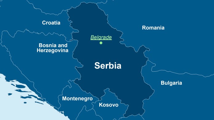 Landkarte von Serbien mit der Hauptstadt Belgrad und den Nachbarländern.
