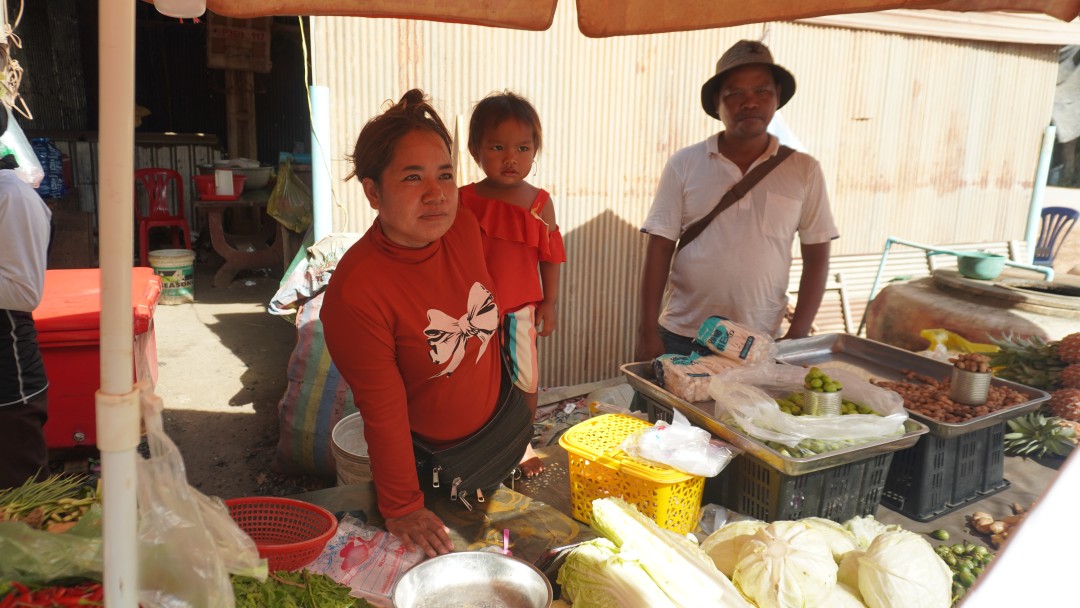 Marktverkäuferin in Kambodscha