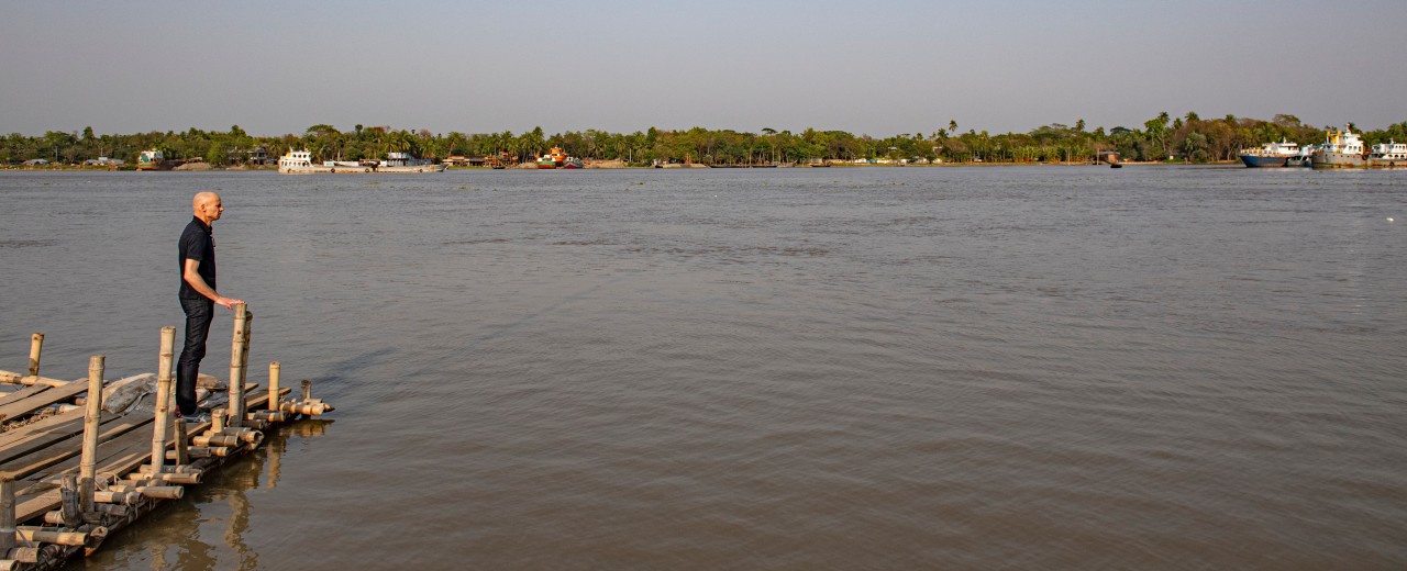 Henk Ovink at the Rupsa River in the Bangladesh Delta