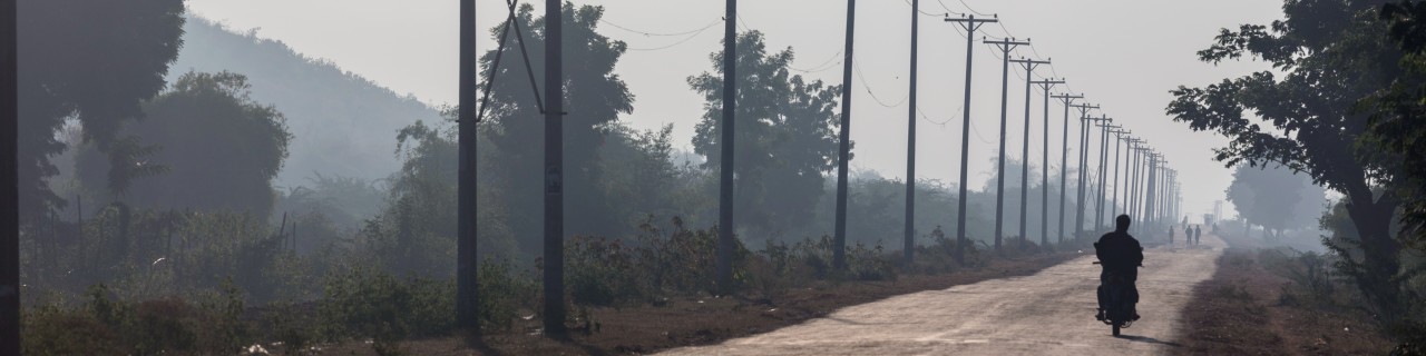 Straße nach Kinda Dam, Myanmar